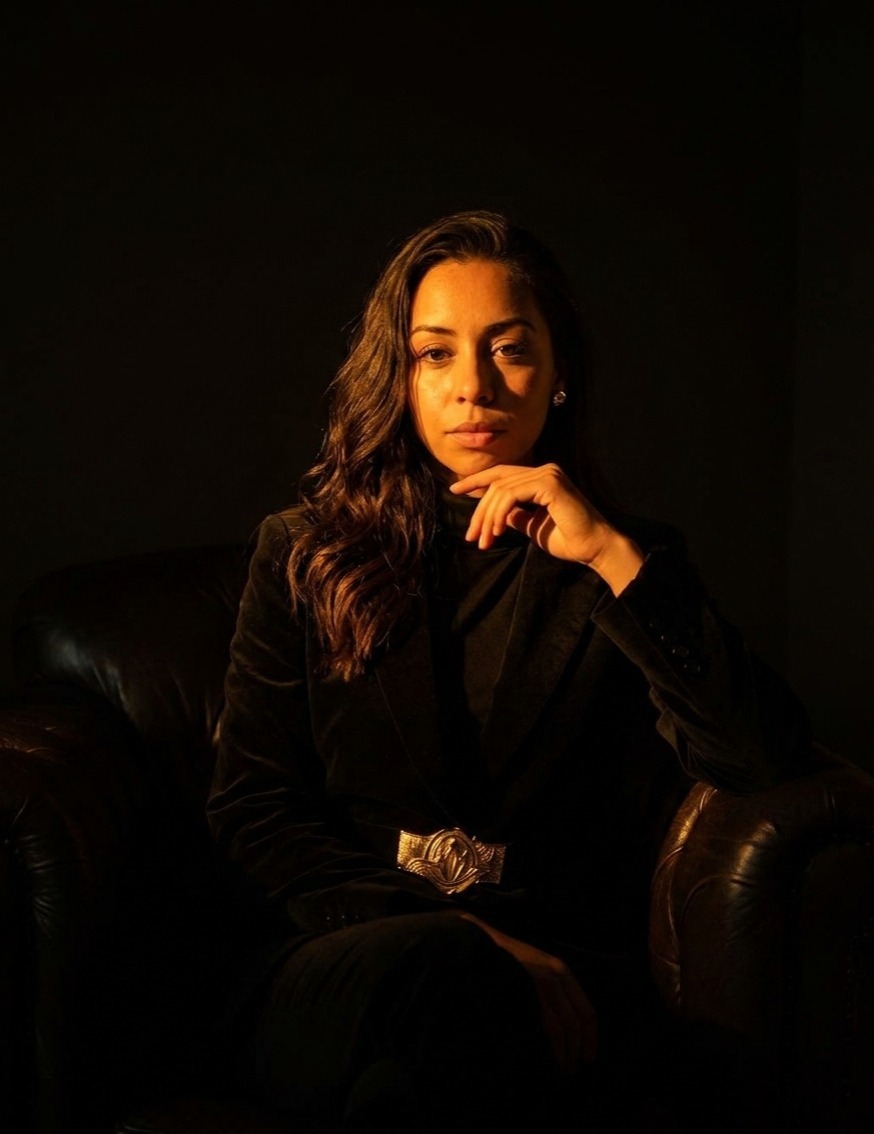 Dra. Fernanda Costa